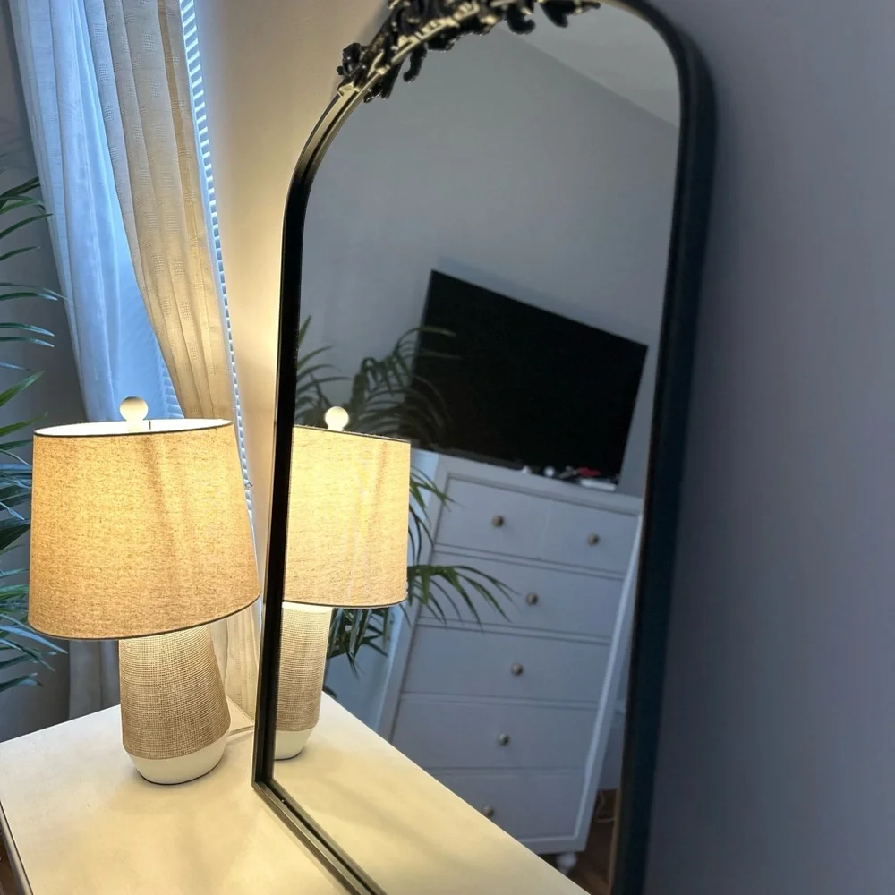 Pick-upNorth Boston. Elegant Black/Burnished Bronze Black Antiqued Framed Mirror